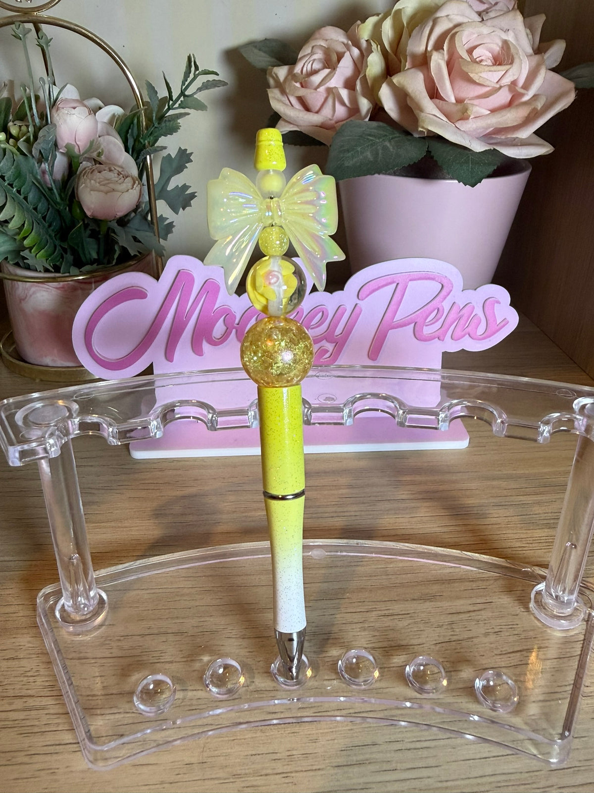 Elegant Bow Beaded Pen