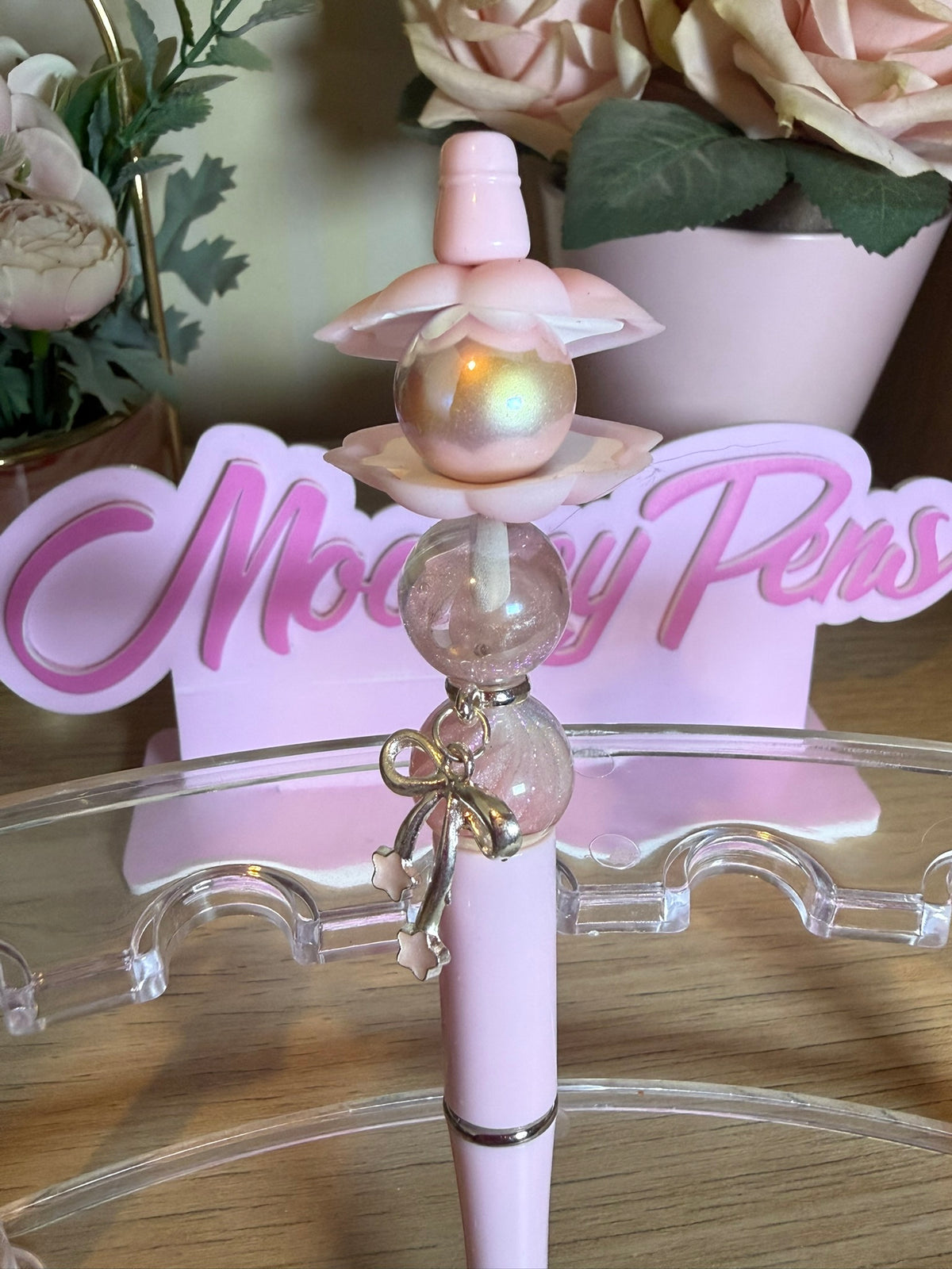 Pearl & Bow Beaded Pen