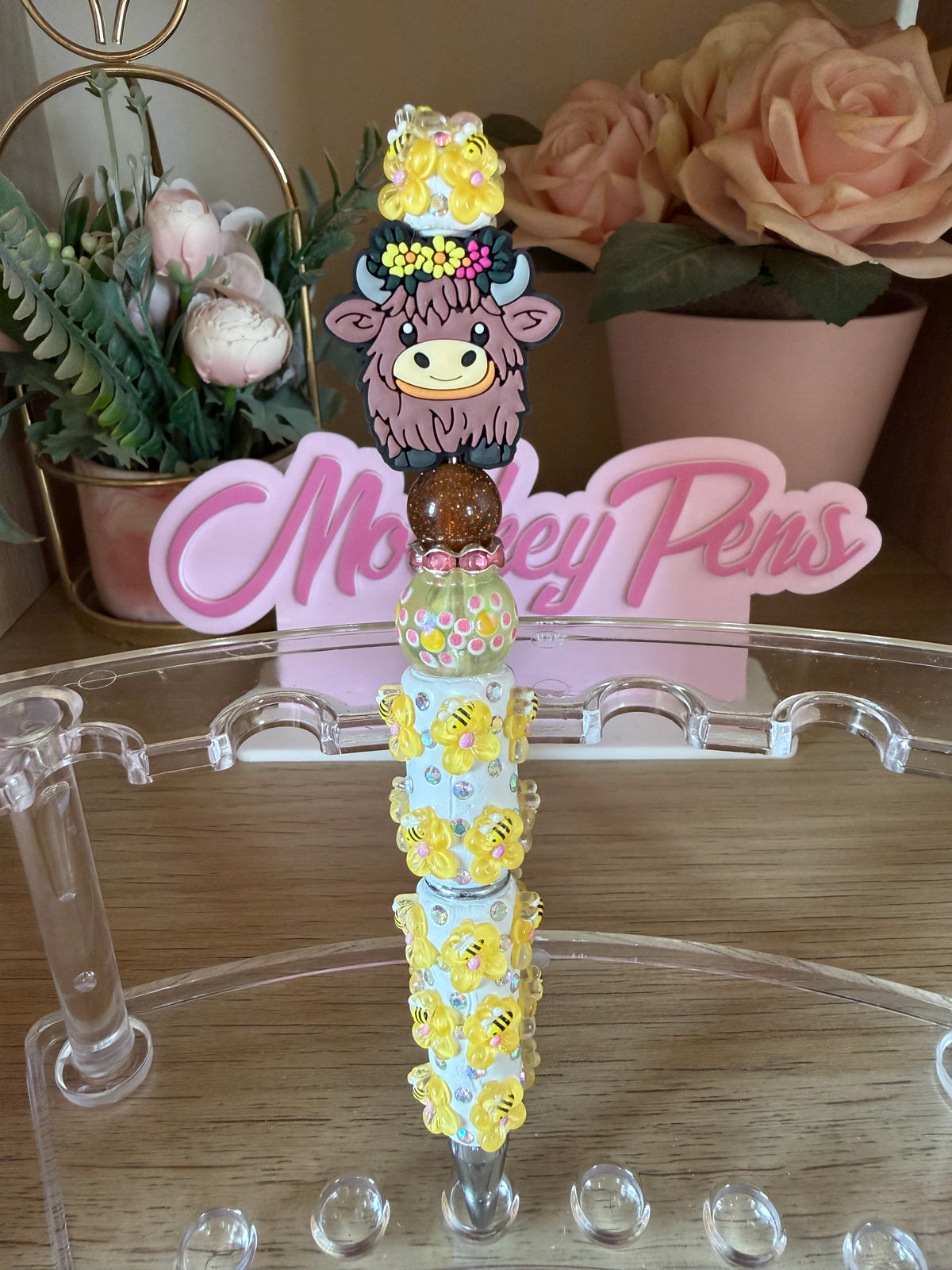 Floral Highland Cow Beaded Pen